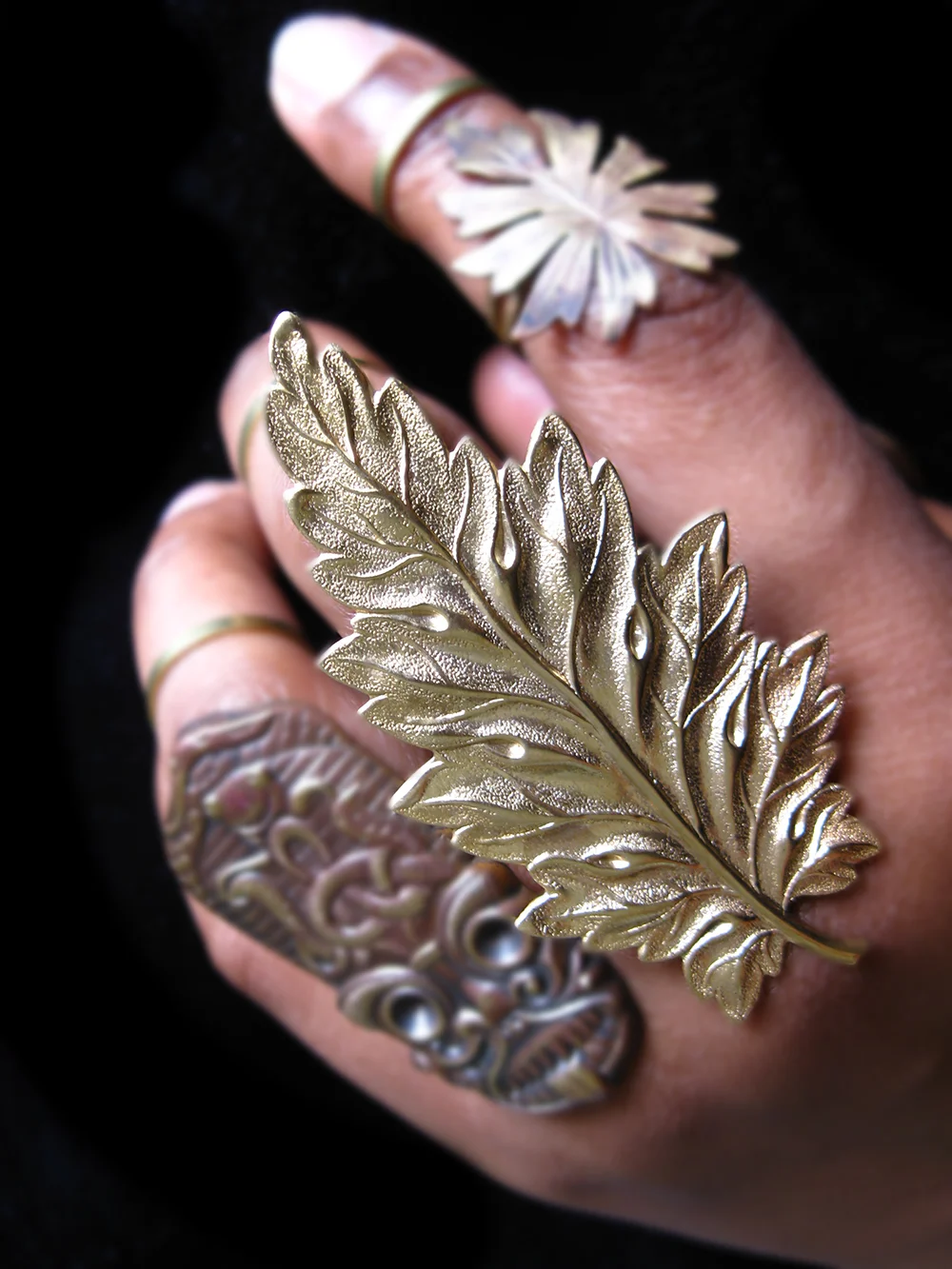 golden leaf rings ta meu bem.jpg