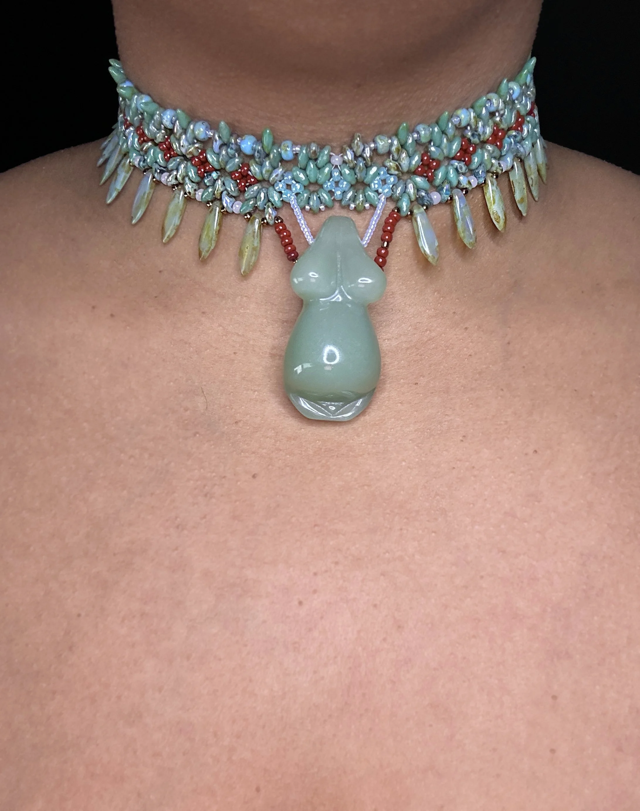 Serpentine fertility amulet.jpg