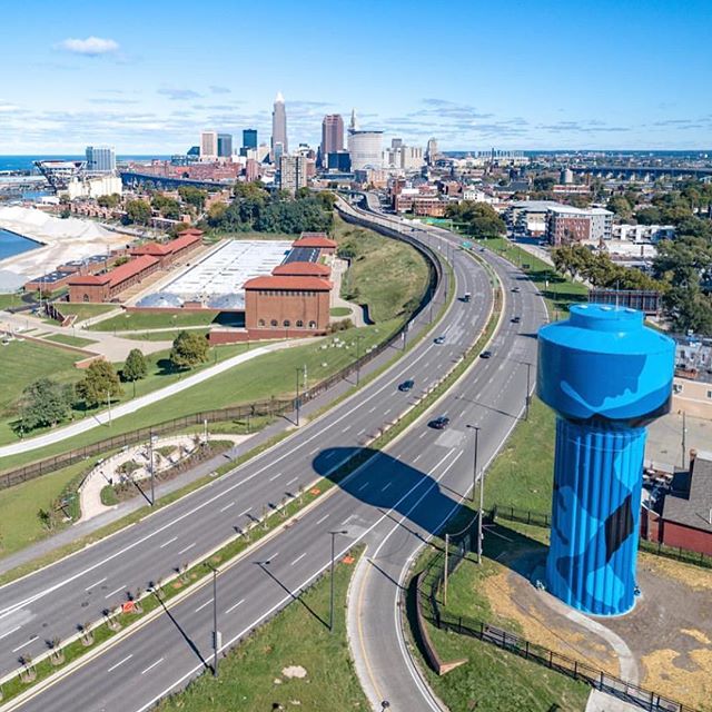 Love this shot of the &ldquo;Walking on Water&rdquo; mural by @sam3.es. Amazing job @landstudio @cityofcleveland @sam3.es @oldsoulsignco !!!! (Photo by @aerialagents)