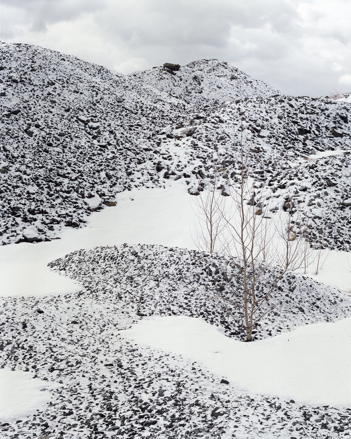"Coxton Rd, Duryea, PA" , 2018 Archival pigment print, 20”x16” Courtesy Yoav Friedlander & Carrie Able Gallery