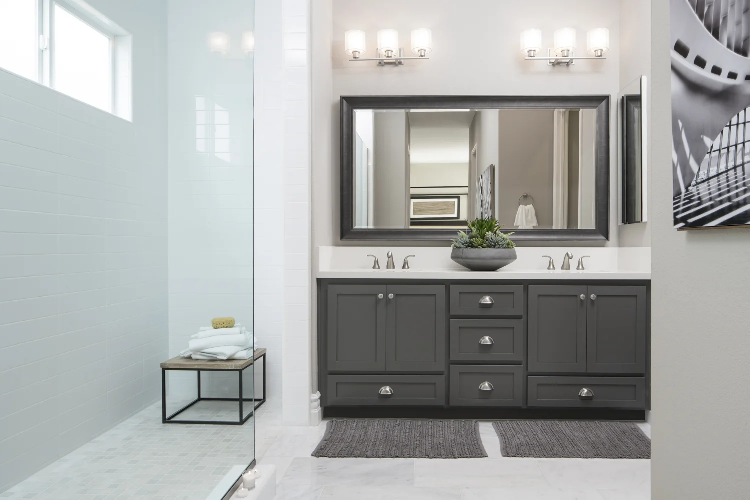 Benchmark_05102017_Bathroom_420.jpg