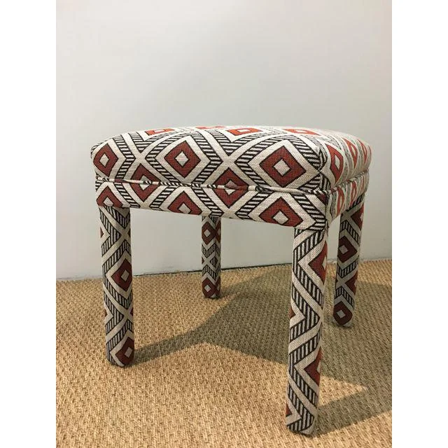 red-geometric-parsons-bench-8065.jpg