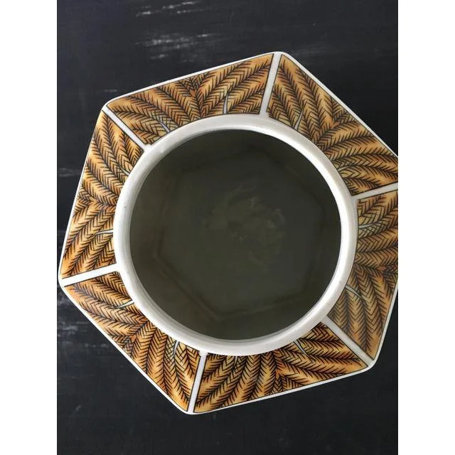 japanese-ceramic-canister-1071.jpeg