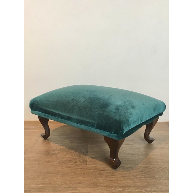 velvet-footstool-4384.jpeg