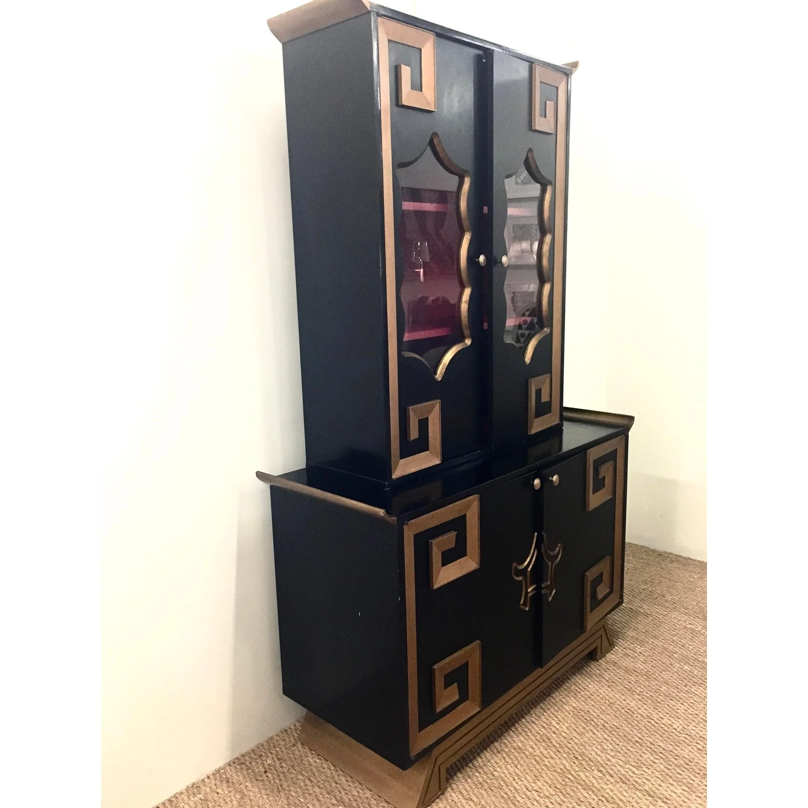 1970s-hollywood-regency-greek-key-pagoda-display-cabinet-0857.jpeg