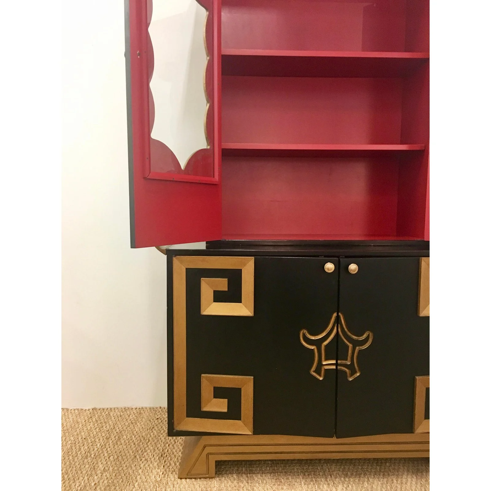 1970s-hollywood-regency-greek-key-pagoda-display-cabinet-6678.jpeg