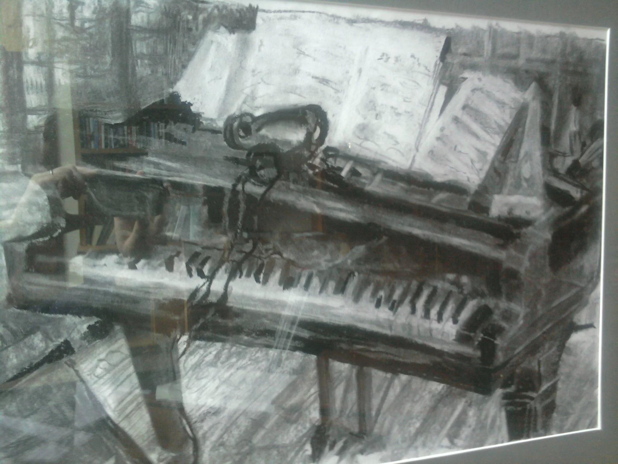 Piano in Hansee with Headphones.jpg