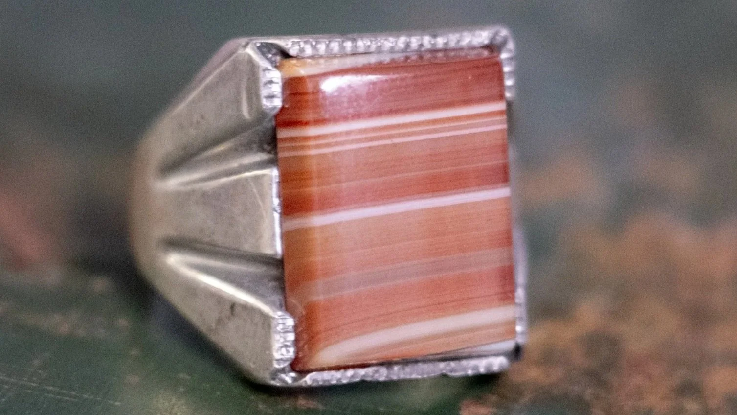 Mid Century Red Agate Ring Size-13