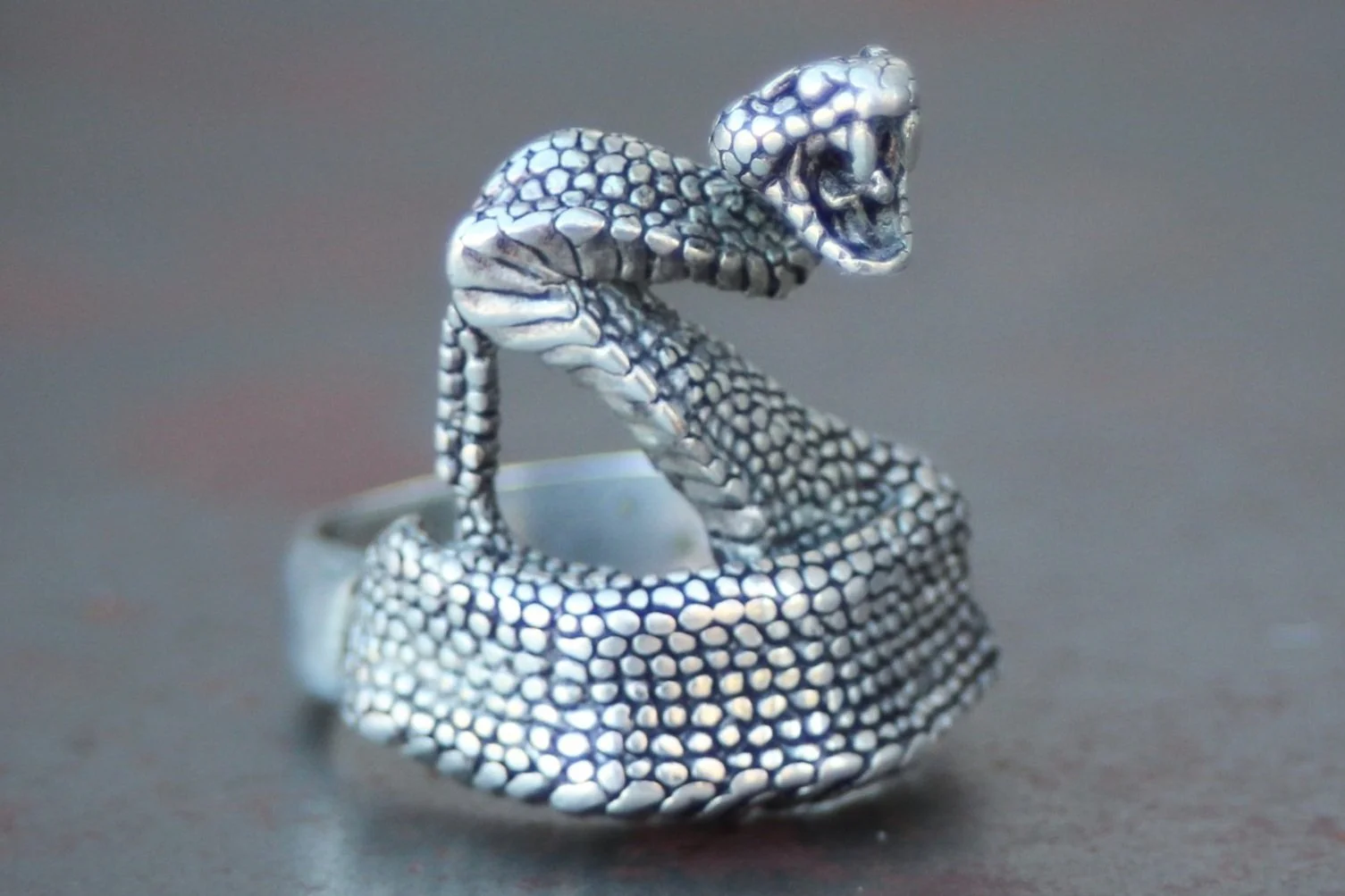 Rattle Snake 1980s Biker Ring Size-12