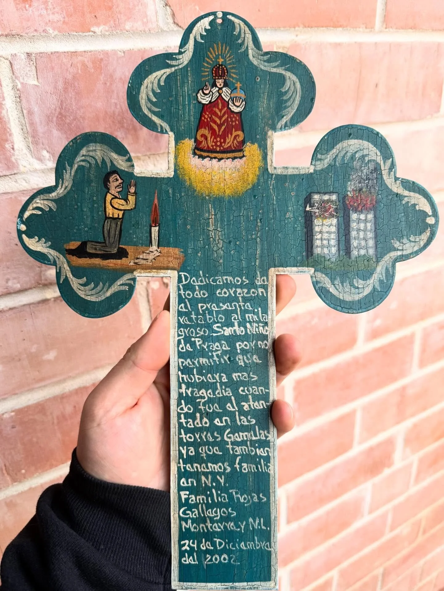 Unique hand painted folk art crucifix, with dedication and prayer to the twin towers victims.

Signed 2002

DM for inquires 
Thanks for L👀King!
