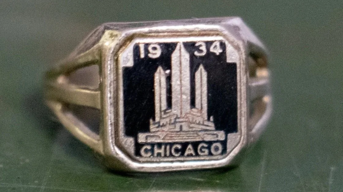 1934 Chicago World's Faire Art Deco Souvenir Ring
