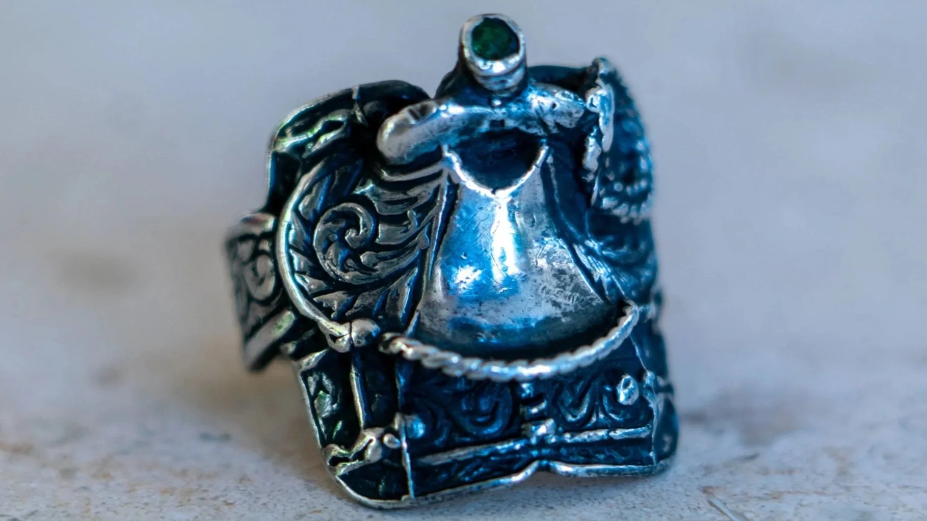 Trading Post Western Saddle Ring W/ Emerald Size-10