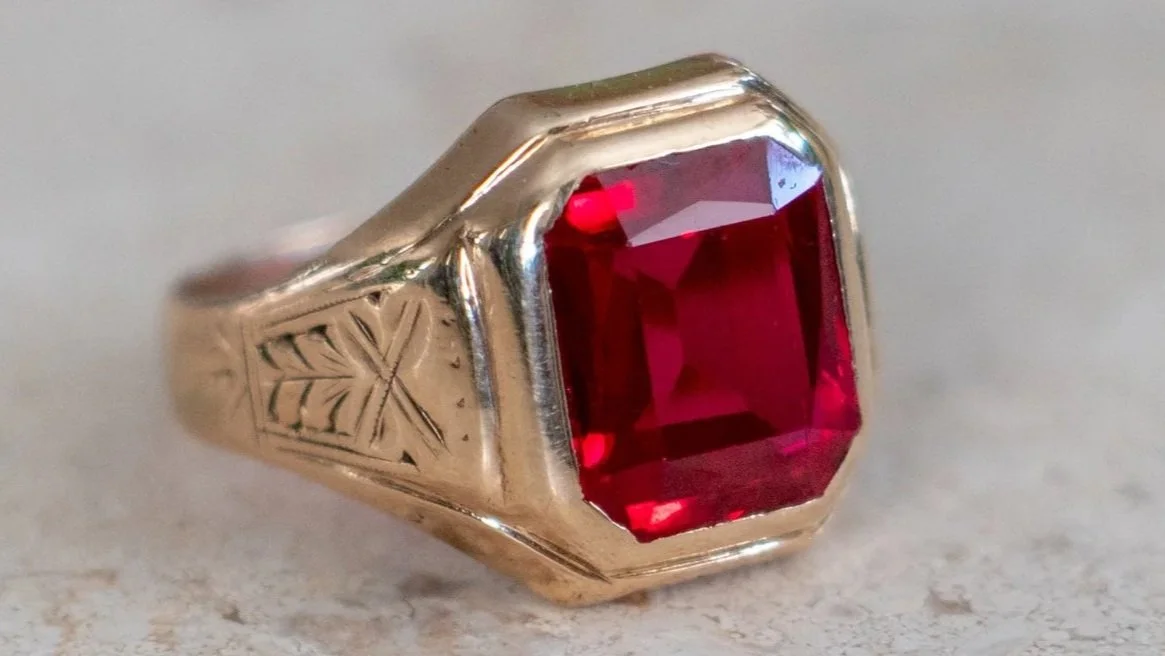 1940s Solid 10k Gold Faux Ruby Gentleman's Ring Size-9.5