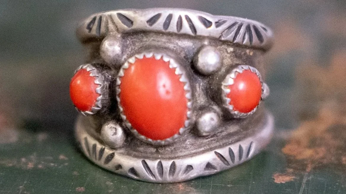 Mid Century Coral Inlaid Cigar Band Size-8