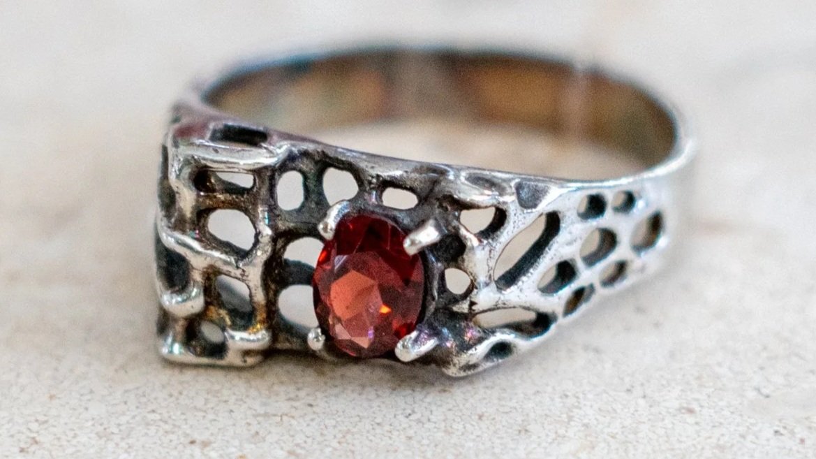 Vintage Art Nouveau Garnet Ring Size-12.5