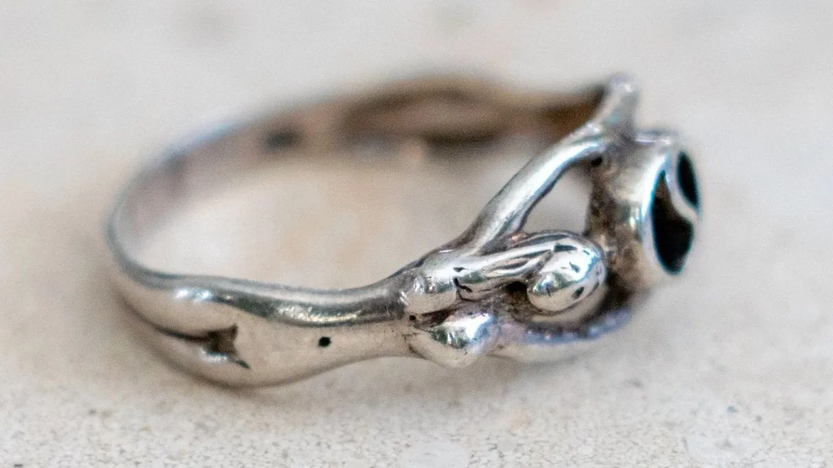 1970s Nude Woman and Man Band Ring Size-10.5
