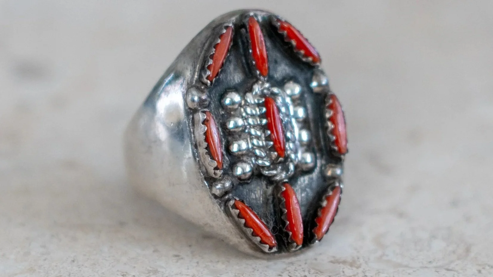 Large 19 Gram 1960s Zuni Petite Point Coral Inlay Size-11