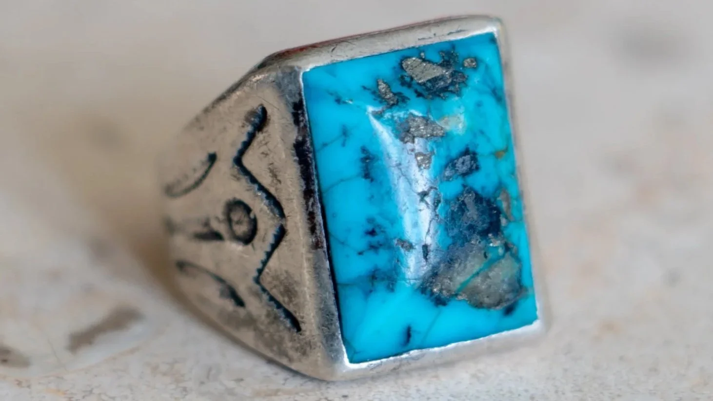 Mid Century Turquoise Bell Trading Post Ring Size-10