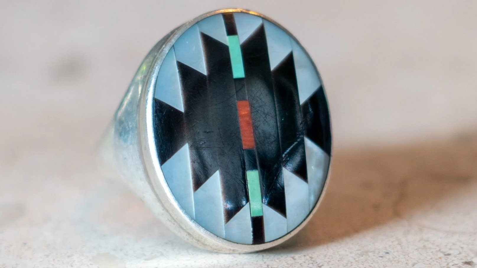 Excellent 1950s Zuni Pattern Inlay Men's Ring Size-9.5
