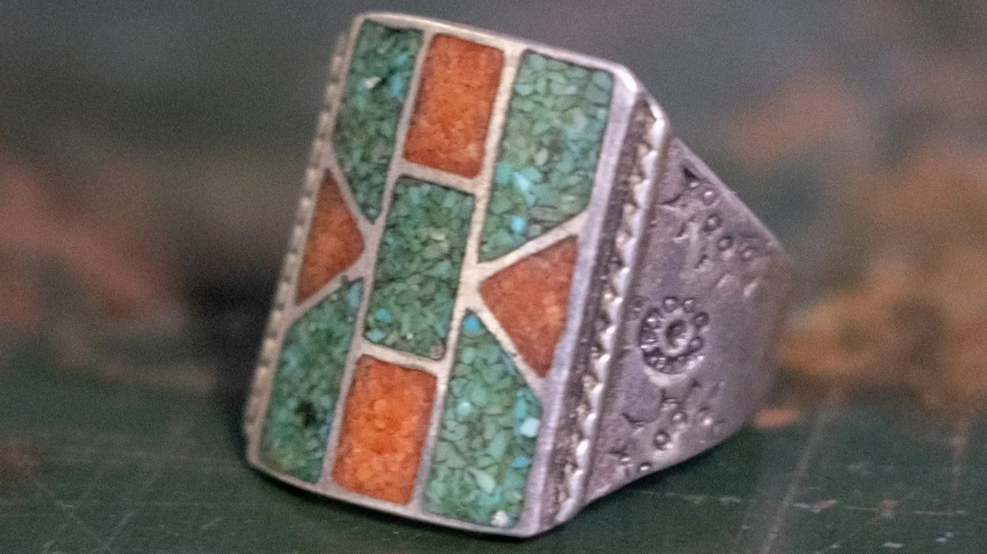 1960s Trading Post Crushed Stone Inlay Ring Size-11