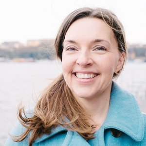 Alexandra Berg Viktigt för mig: Tillit, utmana, äkta Jag engagerar mig för att det vi upplever på ALV är ”viktigt på riktigt” - att lyssna inåt och utvecklas, tillsammans!