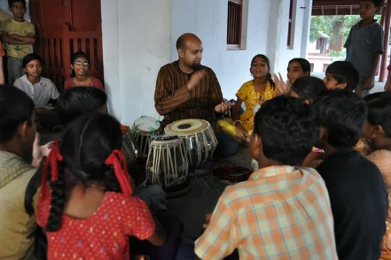India Through Tabla & Photography with Robin Sukhadia @ Machine Project – February 25, 2011