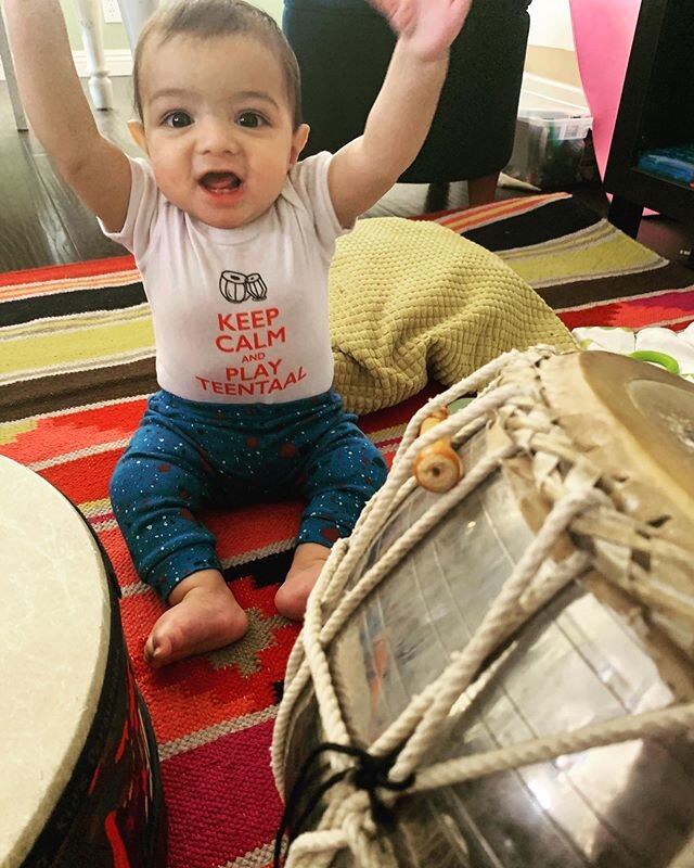 Keep calm and play teentaal! Best tabla onesie EVER thanks to @shirinblue and @kitundu ❤️❤️❤️