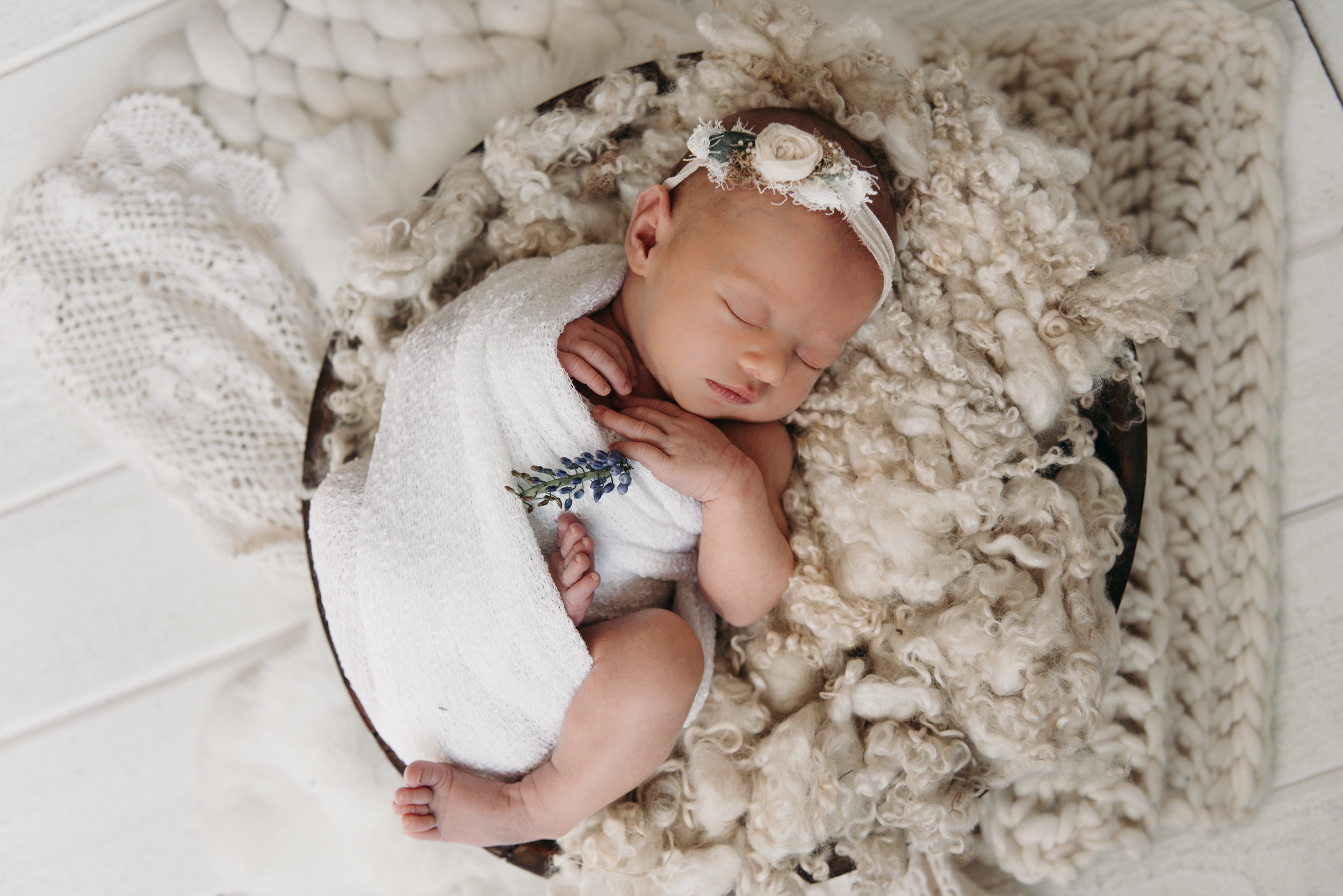 Tessa Newborn Photos - Sunshine Coast BC Photographer - Laura Olson Photography-4712.jpg