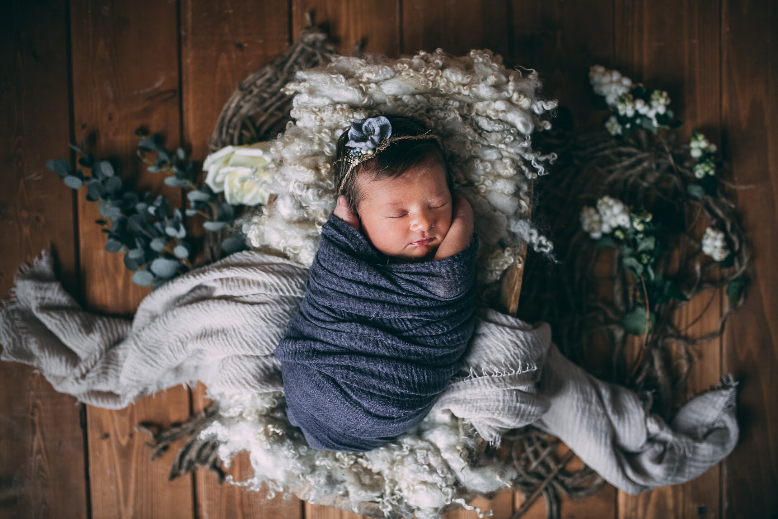 Sechelt Newborn Photo Session - Sunshine Coast BC Photographer - Laura Olson Photography --2.jpg