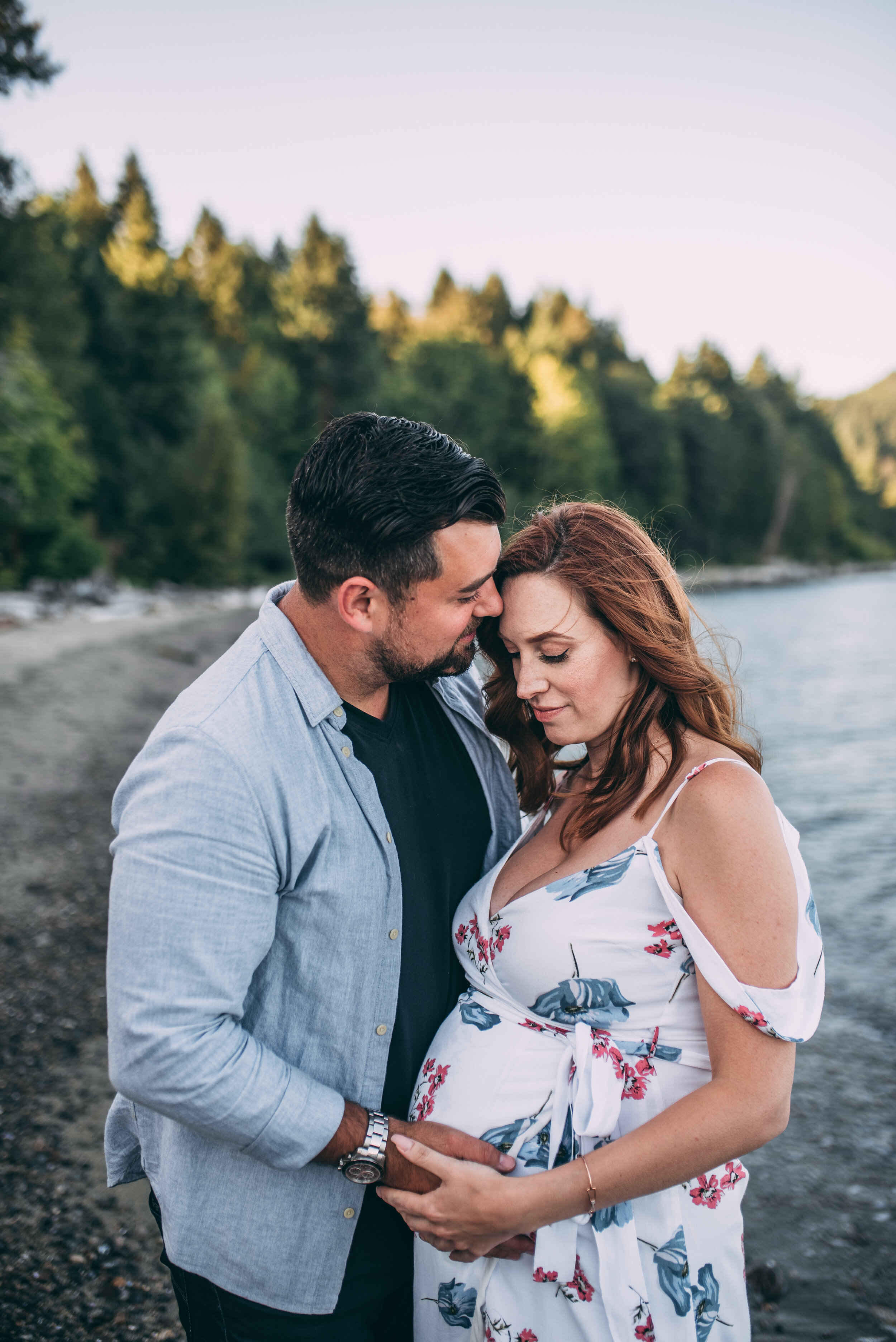 Sechelt Maternity Session - Gibsons, BC Canada - Laura Olson Photography - Sunshine Coast BC Maternity & Wedding Photographer-3909.jpg