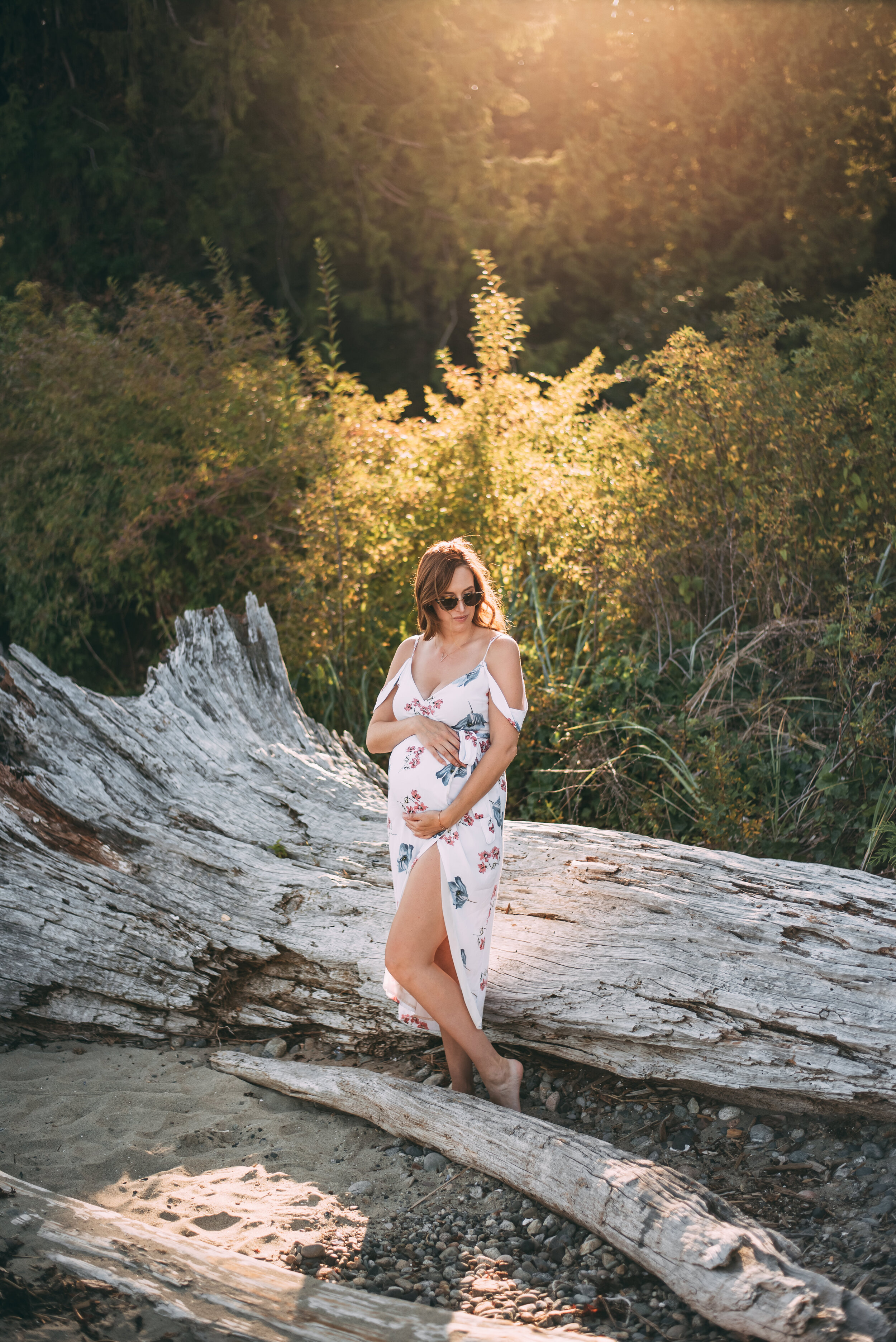 Sechelt Maternity Session - Gibsons, BC Canada - Laura Olson Photography - Sunshine Coast BC Maternity & Wedding Photographer-3544.jpg