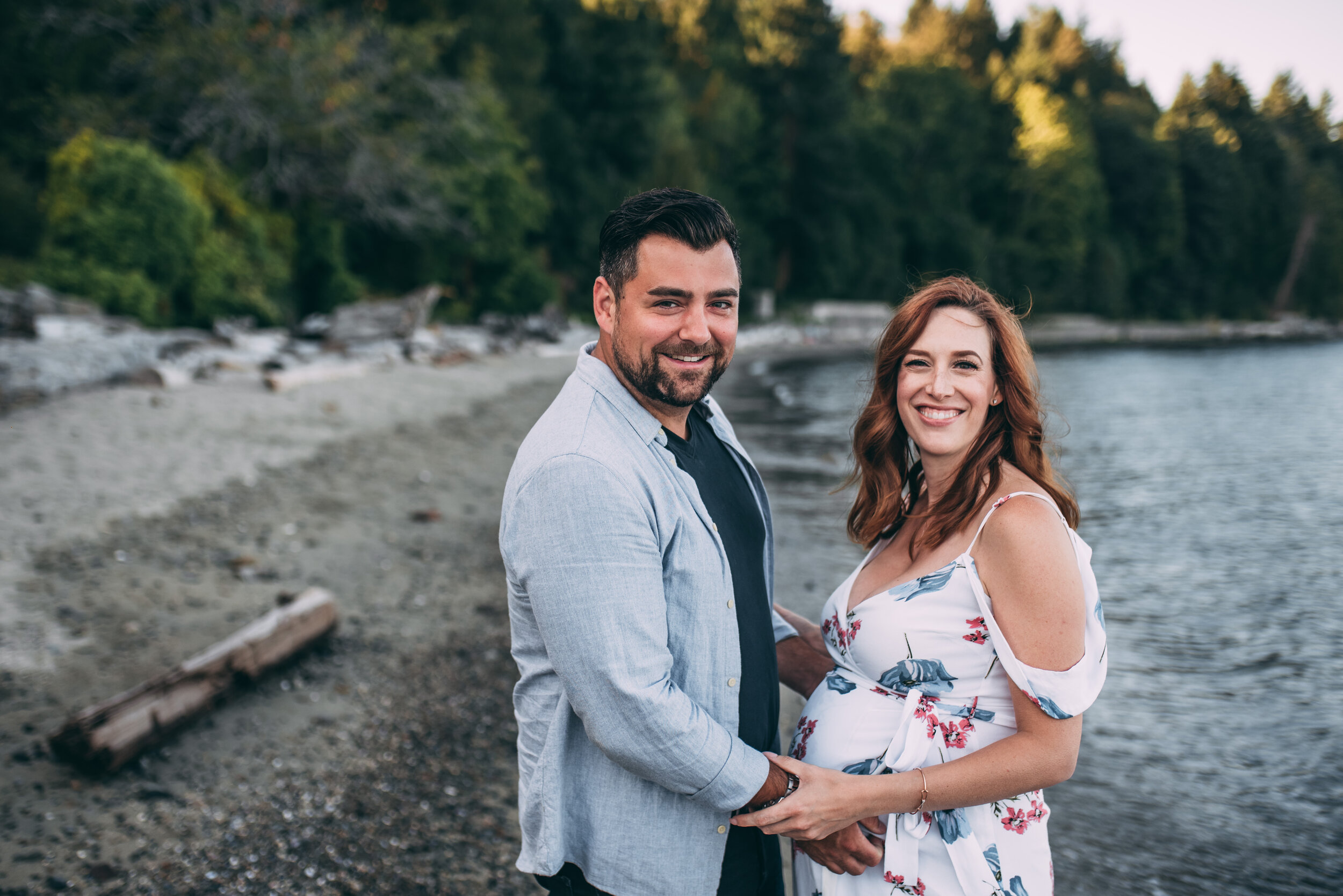 Sechelt Maternity Session - Gibsons, BC Canada - Laura Olson Photography - Sunshine Coast BC Maternity & Wedding Photographer-3919.jpg