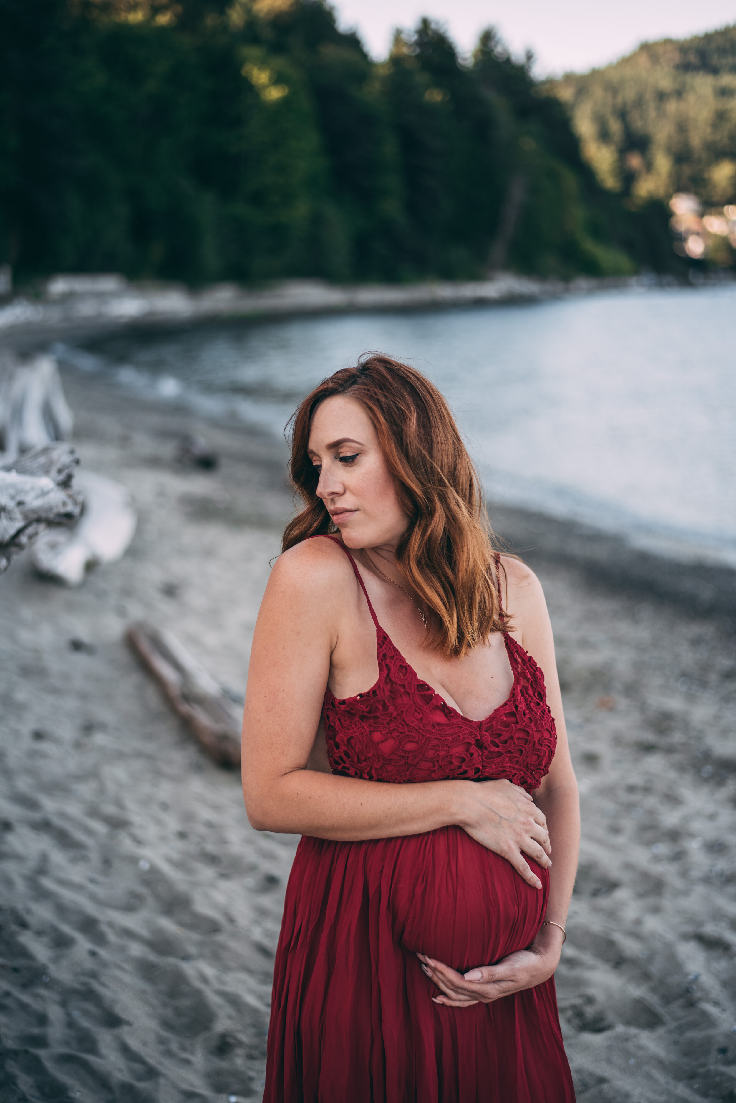 Sechelt Maternity Session - Gibsons, BC Canada - Laura Olson Photography - Sunshine Coast BC Maternity & Wedding Photographer-4214.jpg