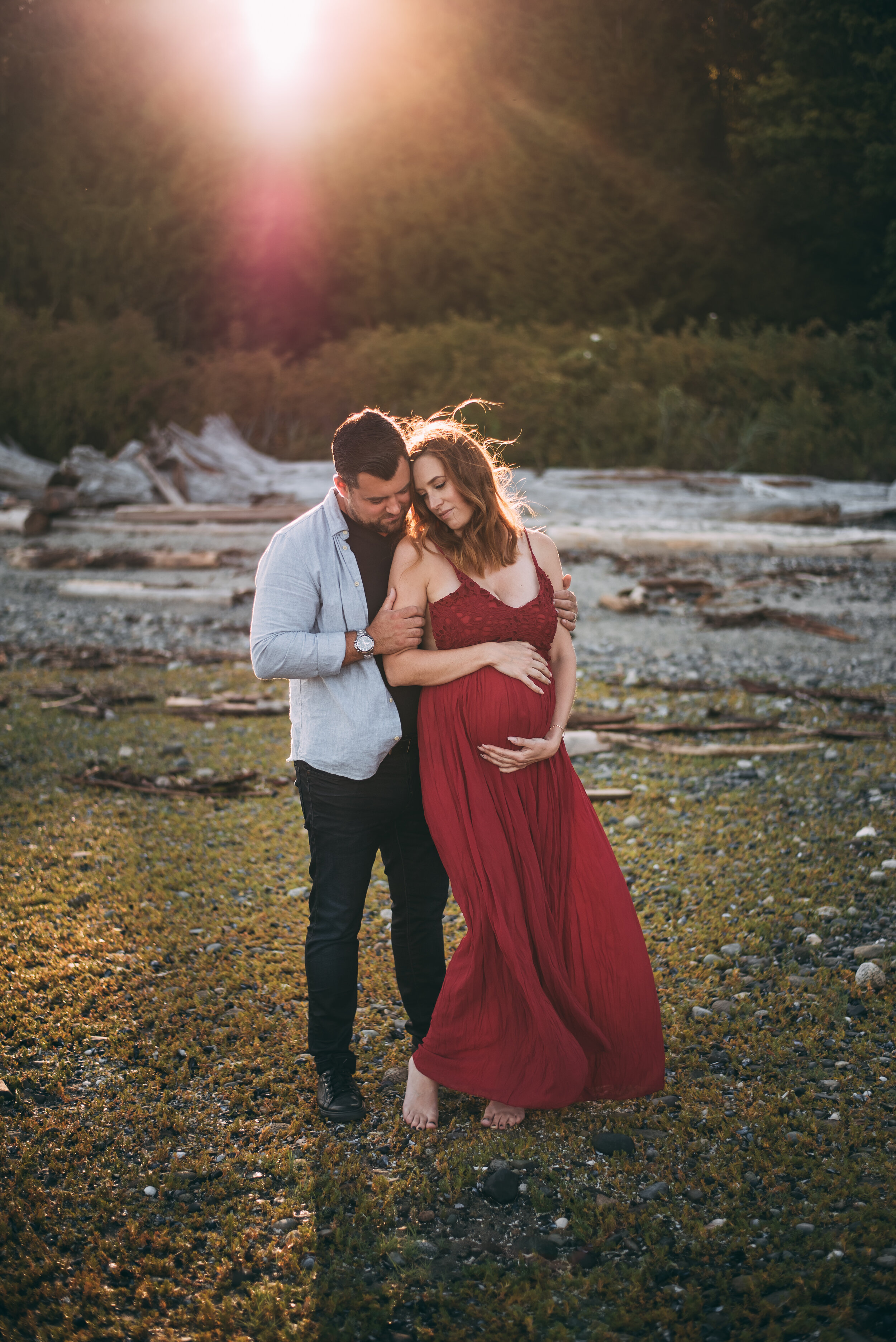 Sechelt Maternity Session - Gibsons, BC Canada - Laura Olson Photography - Sunshine Coast BC Maternity & Wedding Photographer-4334.jpg