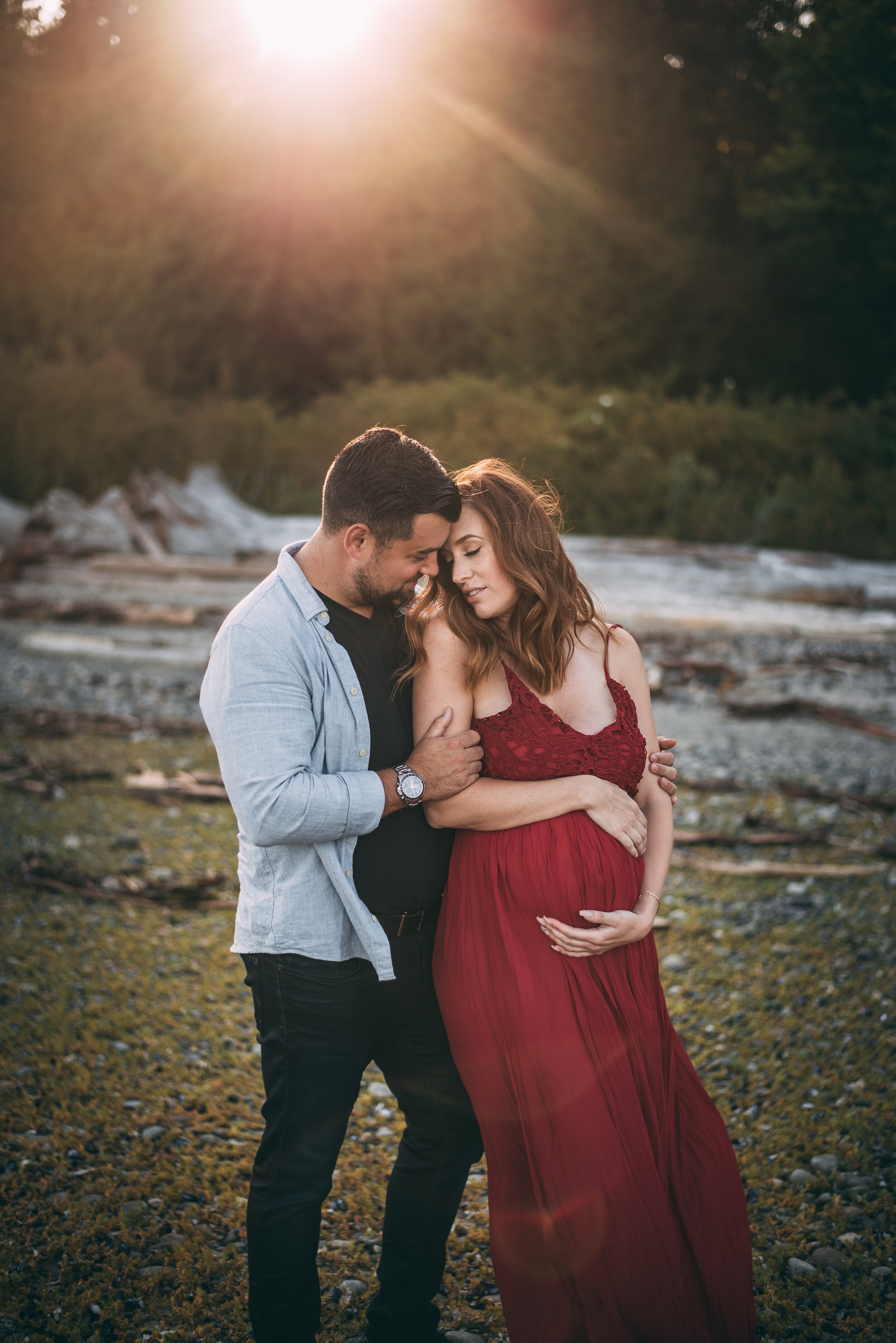 Sechelt Maternity Session - Gibsons, BC Canada - Laura Olson Photography - Sunshine Coast BC Maternity & Wedding Photographer-4392.jpg