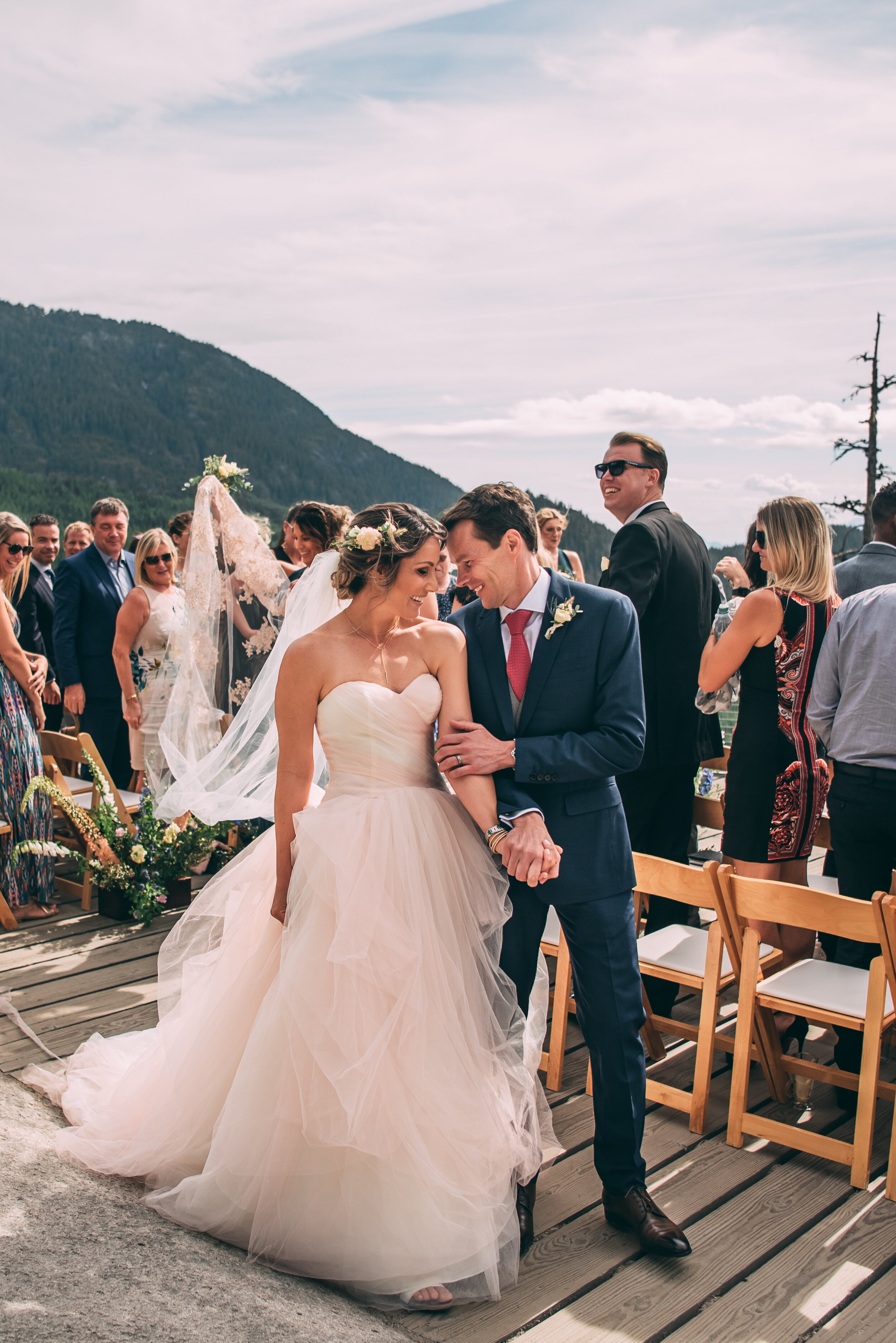 Hayley & Jon Sea to Sky Gondola Wedding - June 17, 2019 - Laura Olson Photography - Sea to Sky Wedding Photographer-2822.jpg
