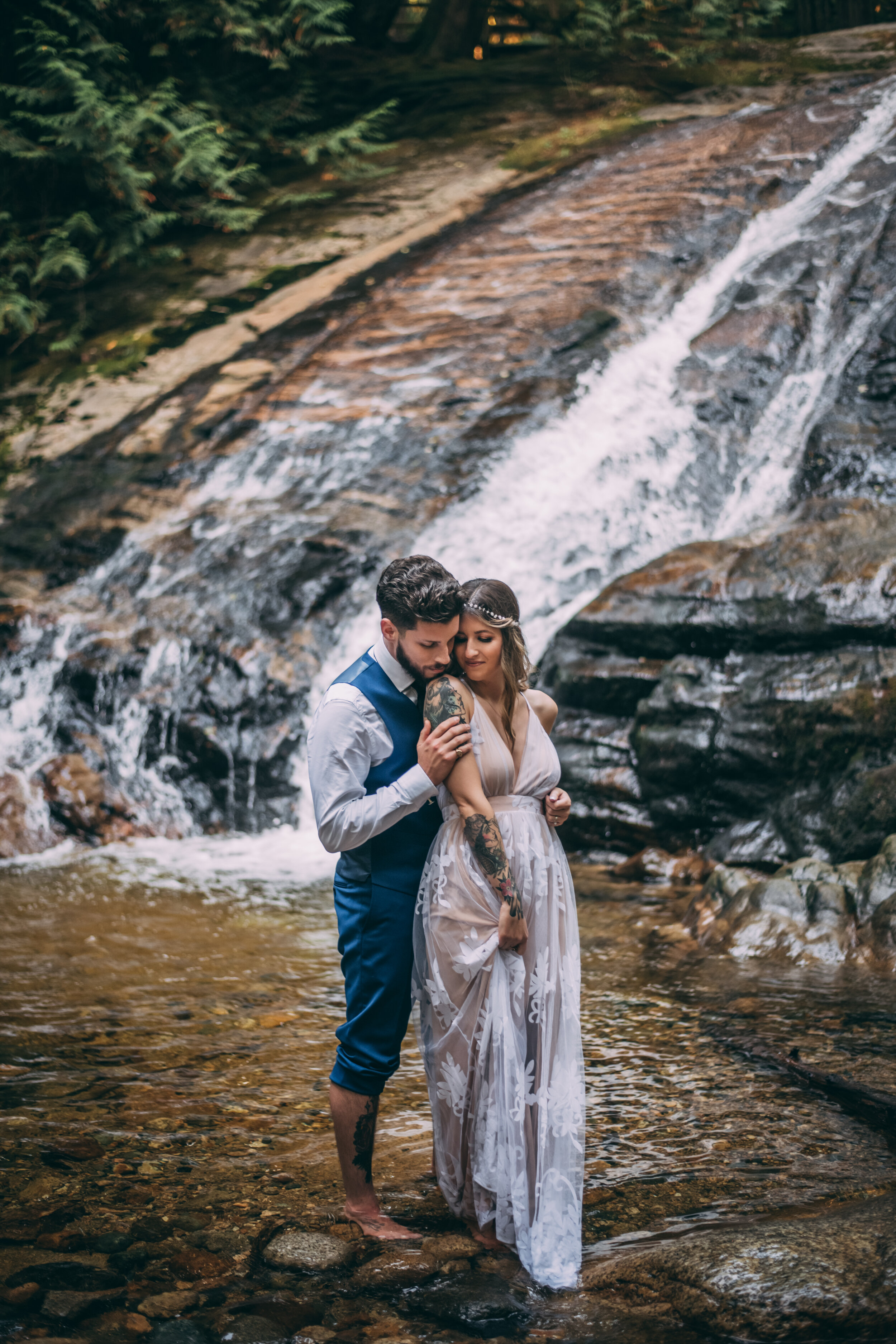 Maria & Dylan Elopement Sneak Peeks - October 3, 2020--14.jpg