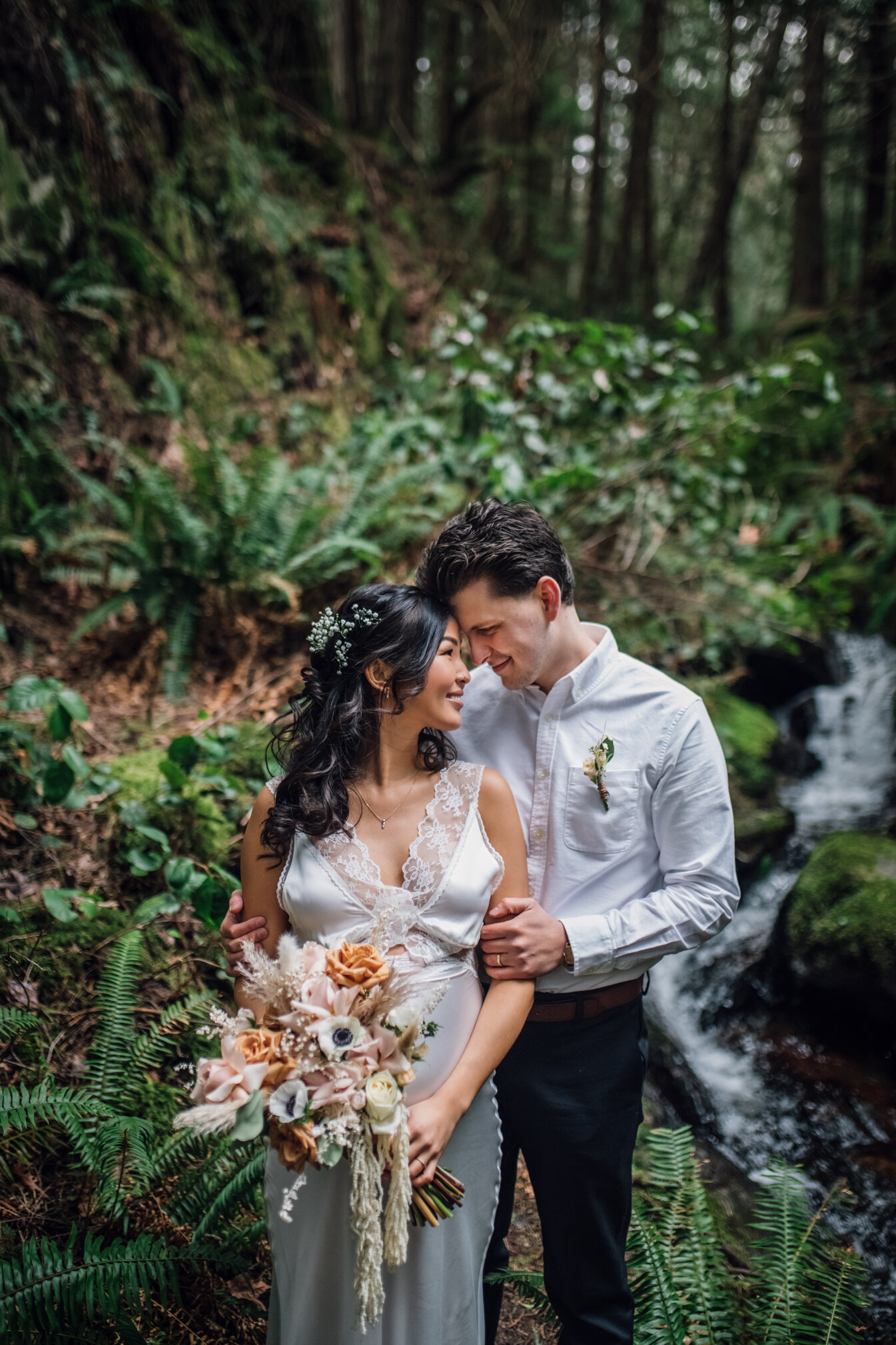 A & D Pointhouse Elopement - Halfmoon Bay BC - Laura Olson Photography - Sunshine Coast BC Maternity Photographer--5.jpg