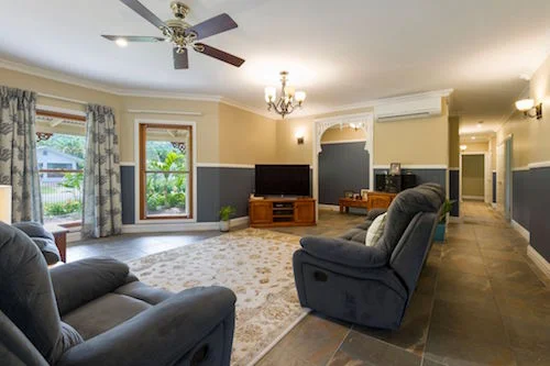 Wonga Lounge SMALL.jpeg