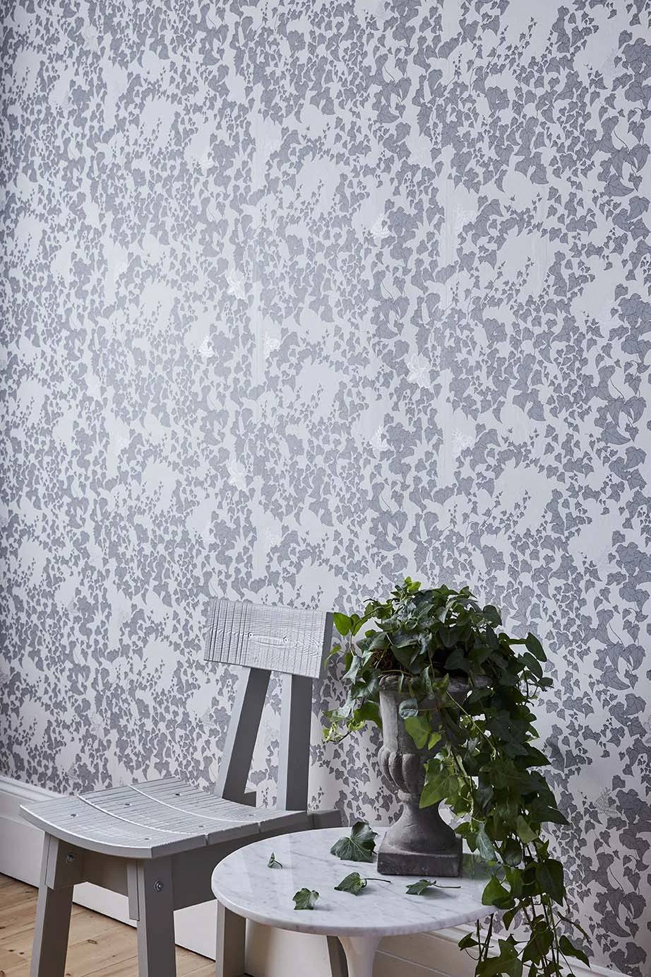 Secret Garden wallpaper by Abigail Edwards