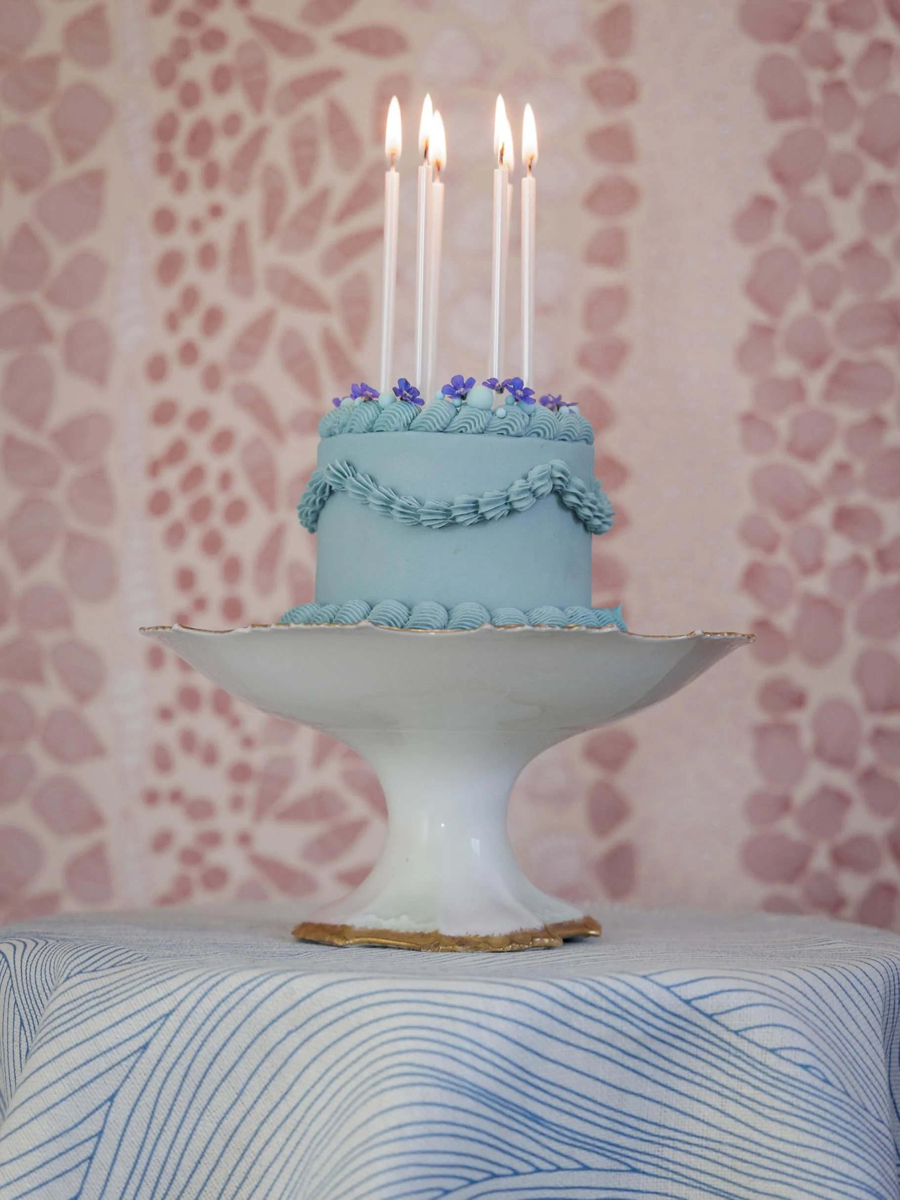 This year marks 15 years since I first began designing wallpaper 🎈Thanks so much to everyone who has bought wallpaper, fabric, tiles, rugs or even just a sample over the last 15 years. Newsletter subscribers make sure to open your email today 🤍
Pho