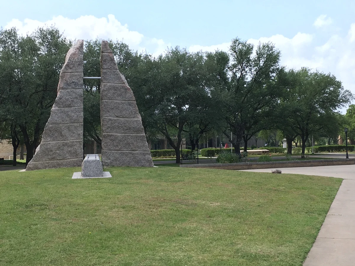 austin-college-solstice-sculpture.jpeg