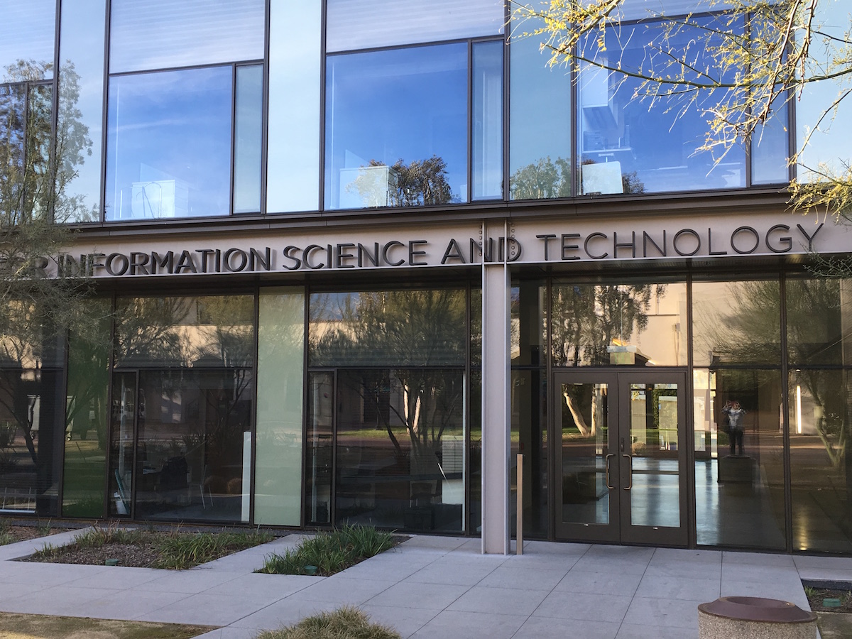 cal-tech-campus-info-science.JPG