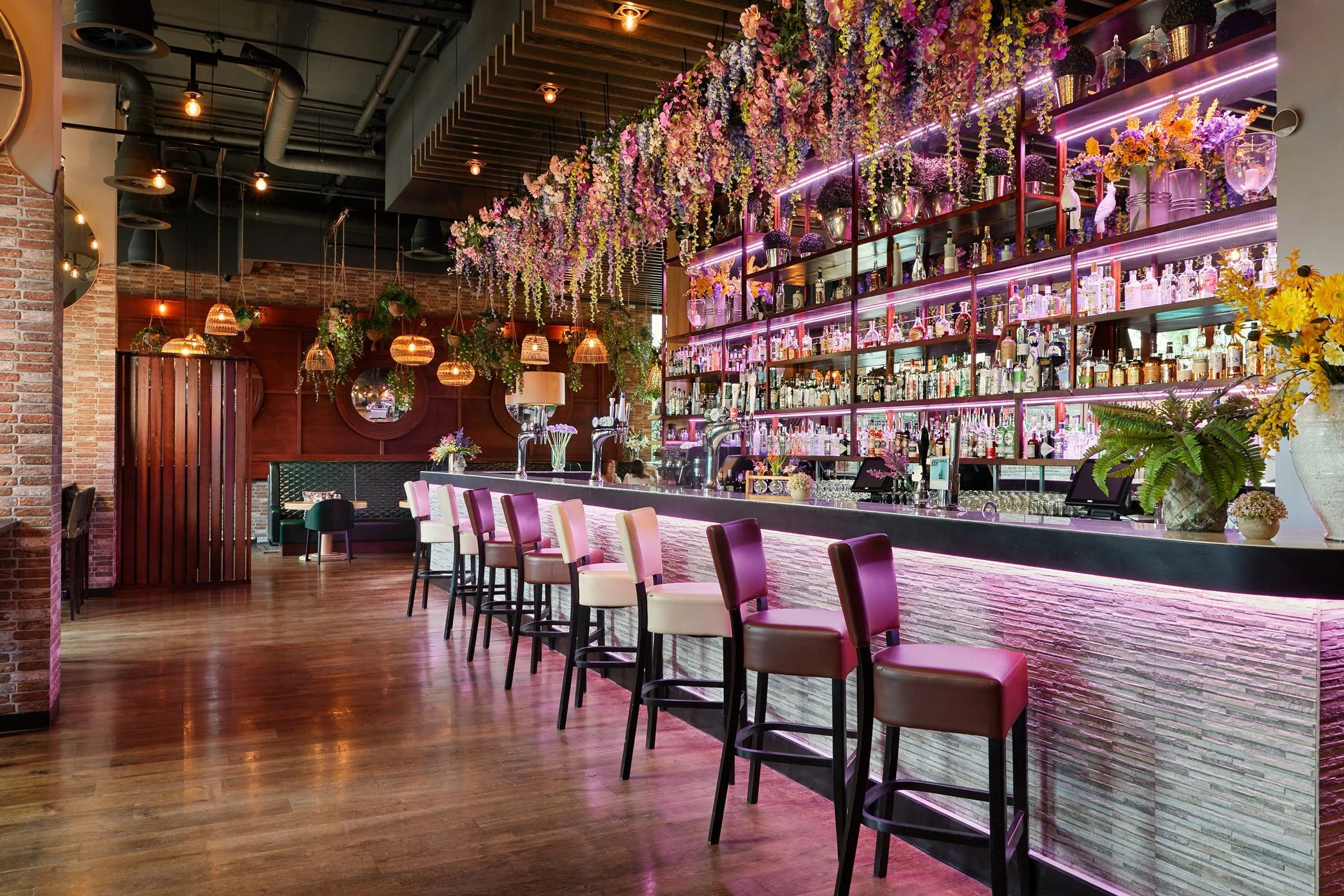 Best Bar in Paddington Smith's Bar & Grill