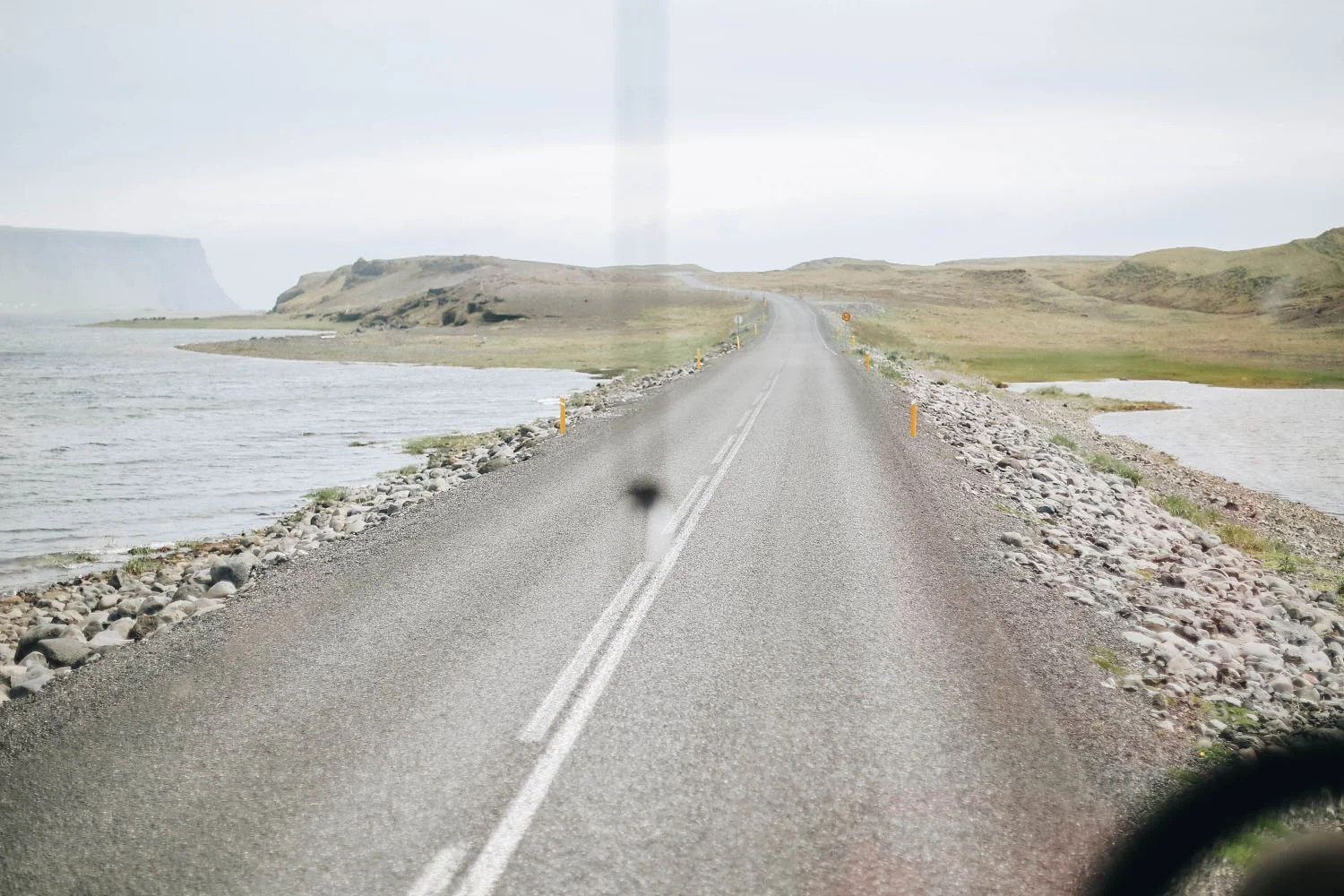 iceland_road.jpg
