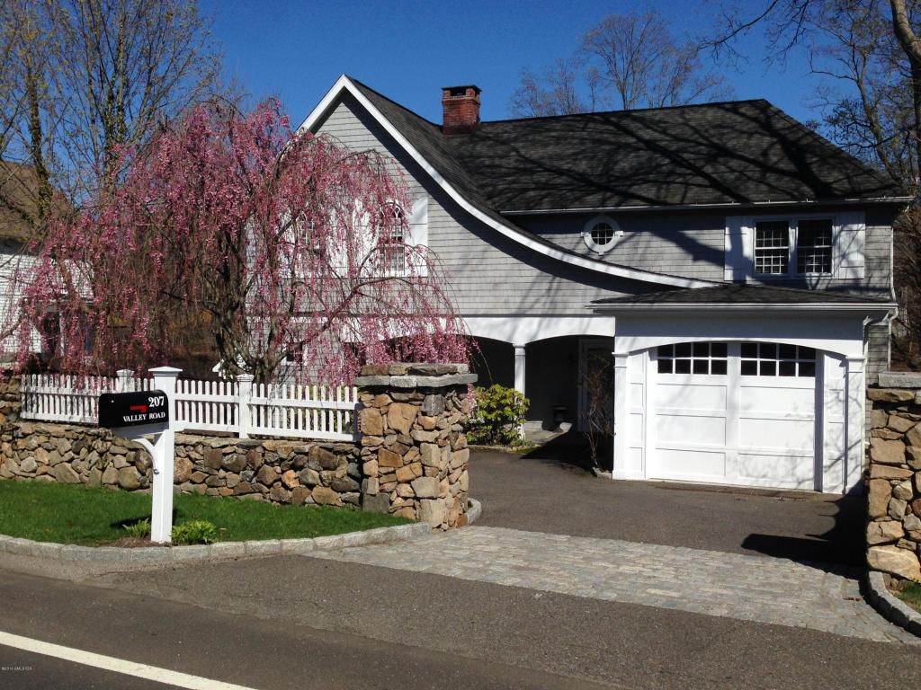 207 Valley Road