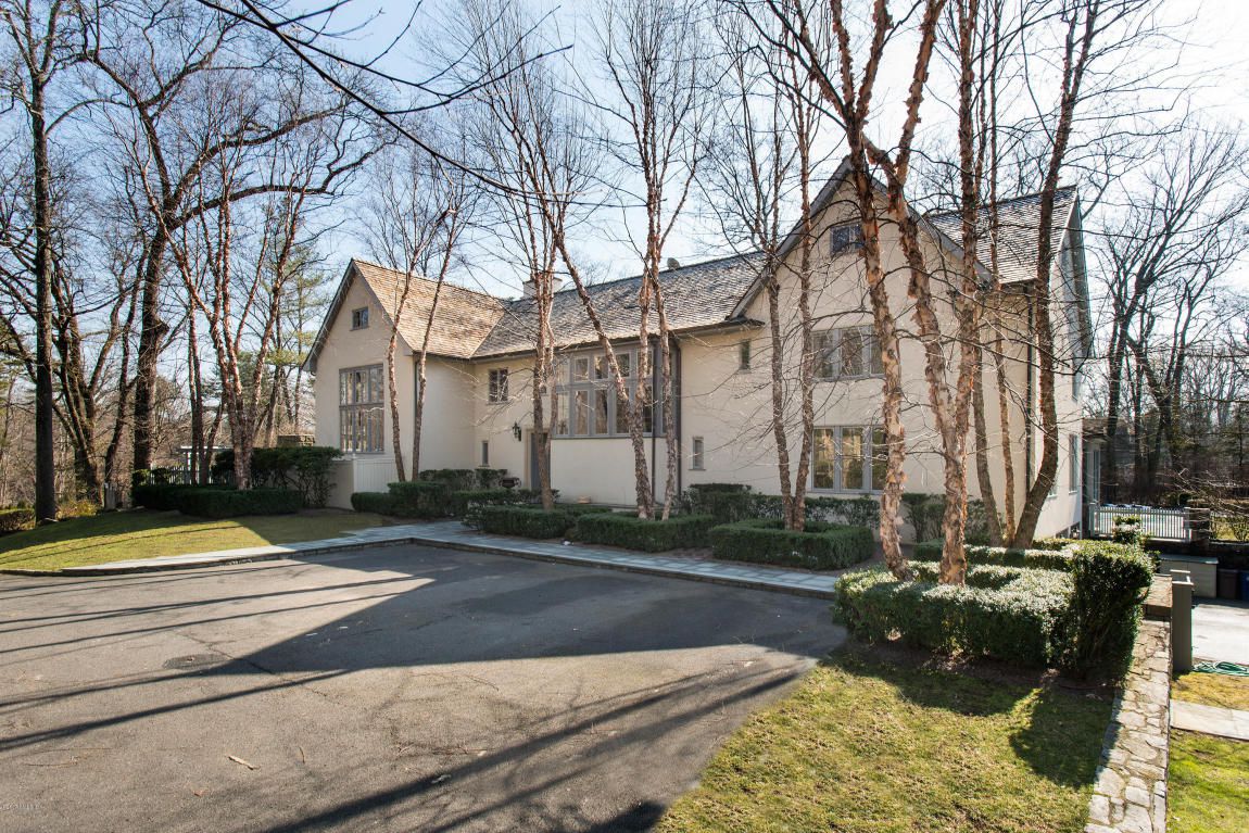 70 Bacchus Mead Lane