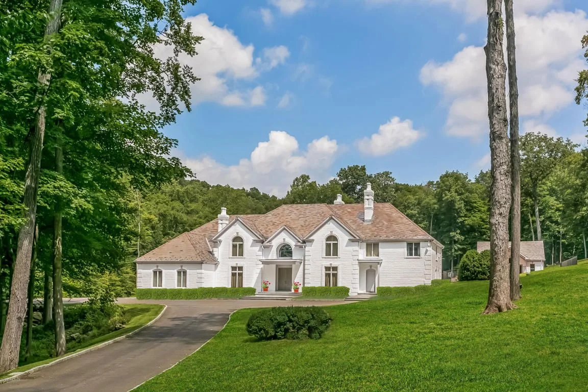 45 FARWELL LANE