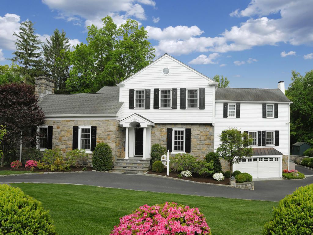 22 Echo Lane