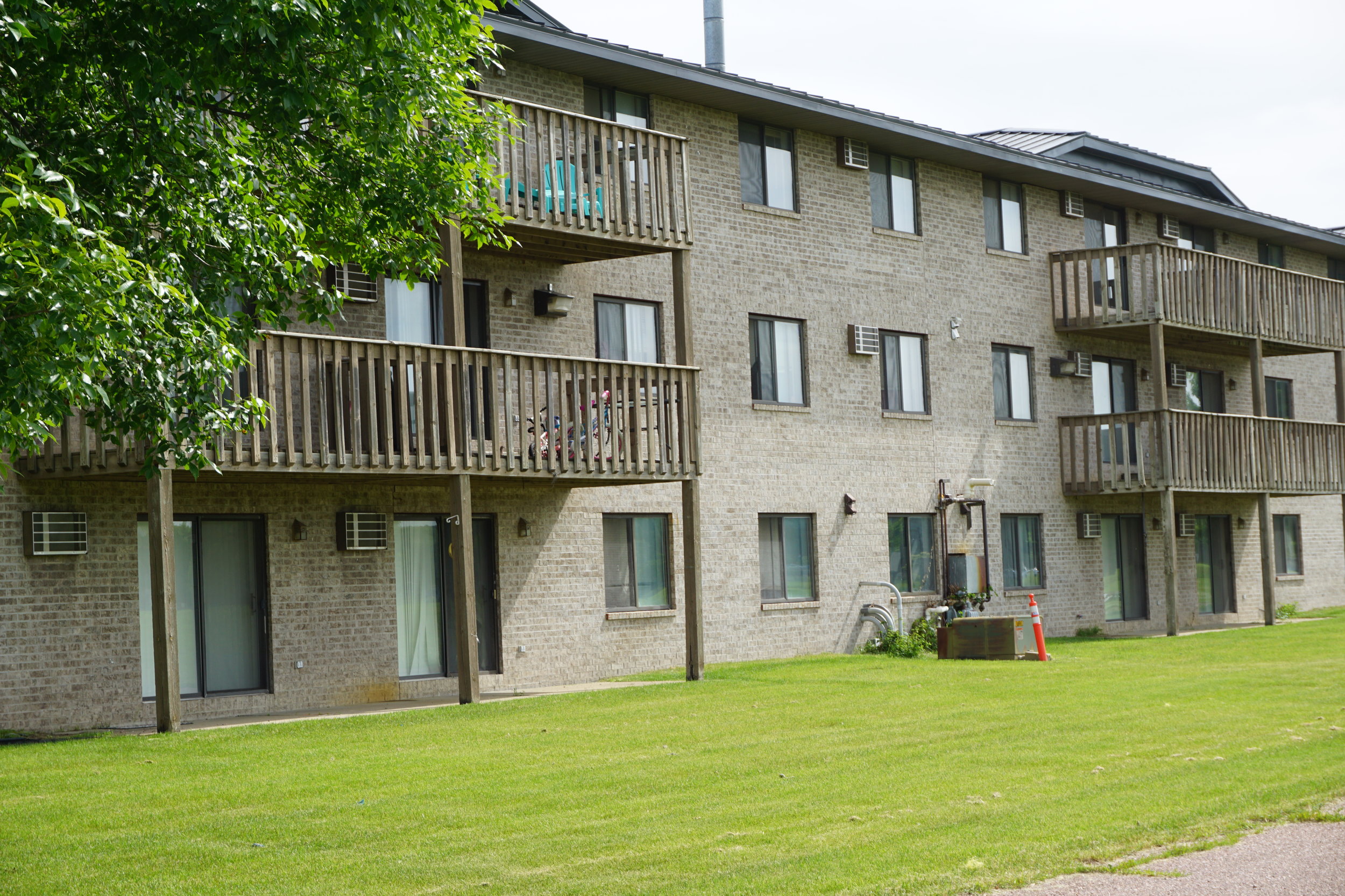 Holly 100 Babinski Properties